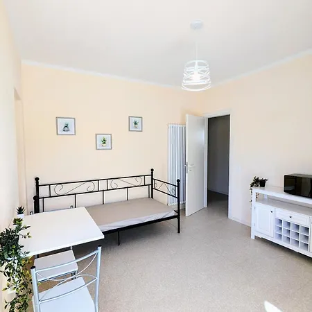 Dimora Ianotti Apartamento Domodossola